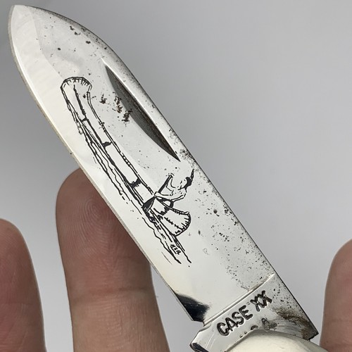 Vintage Case XX USA 62131 Pretty Red Bone Canoe Knife 1970s Dots Beautiful Nice - Picture 4 of 20
