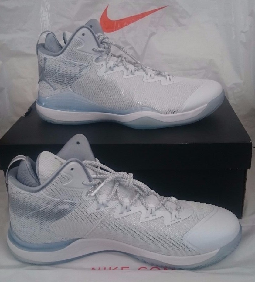 Nike - Jordan Superfly 3 Pearl - Nike 743665 109-Taille 11 UK b7934d Nike - Jordan Superfly 3 Pearl - Nike 743665 109-Taille 11 UK b7934d