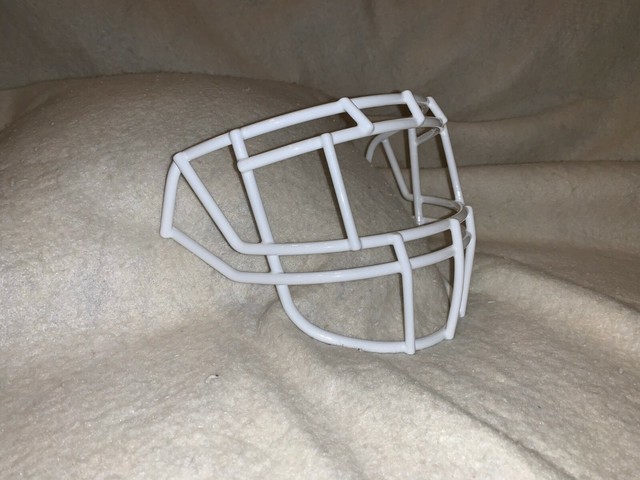 Schutt Vengeance EGOP-II-TRAD-NB Carbon Steel Football Facemask