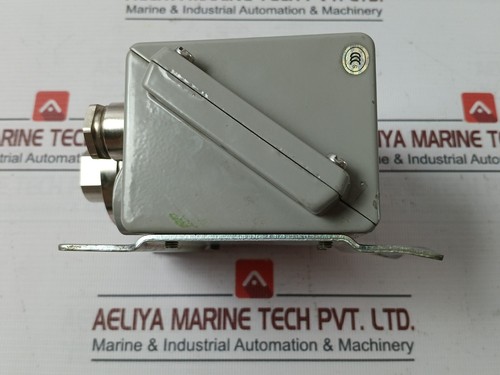DANFOSS KPS 43 Pressure Switch 0.1-1.0 MPA 15-150 PSIG 1.02 KP/CM2 480VAC 12W - Picture 7 of 11