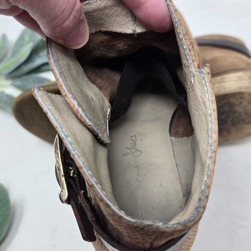 TOSCA BLU Perforated Booties Mesh Tawny Brown Suede Women’s Shoe EU 37 - Picture 10 of 11