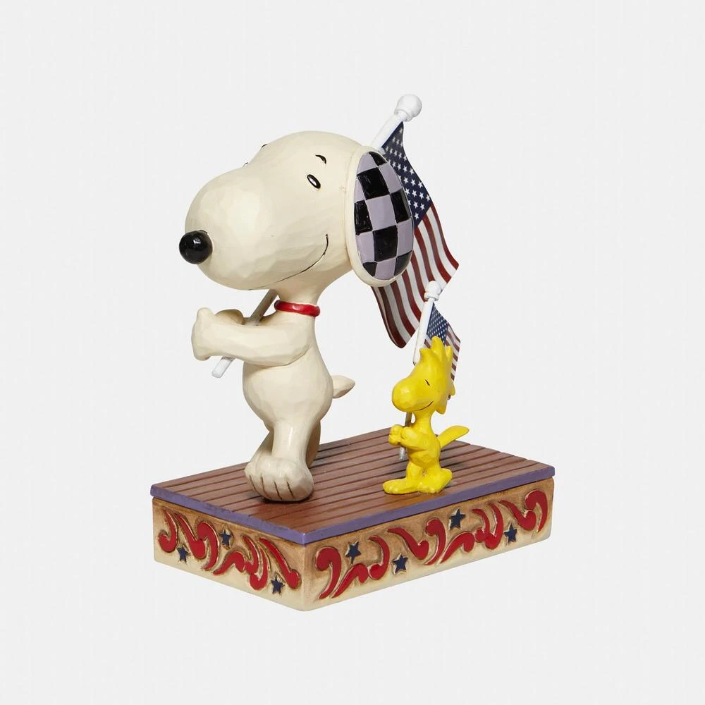 Jim Shore Glory March - Snoopy & Woodstock with Flags Jim Shore Glory March - Snoopy & Woodstock with Flags