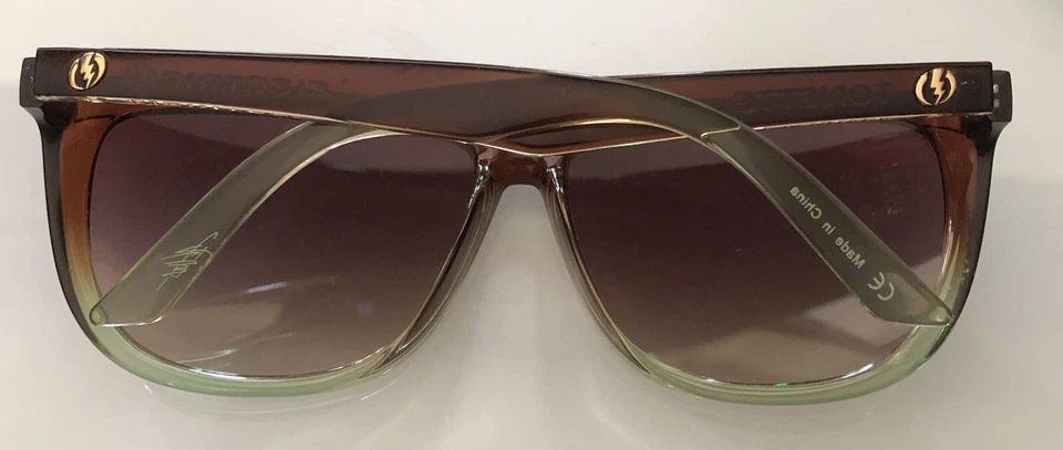 Gafas de sol eléctricas Tonette usadas Foto 2 de 4