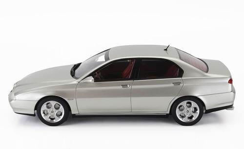 Modelos escala culto 1/18 Alfa Romeo 166 3.0 V6 24V Super 1998 plata CML197-2 - Imagen 3 de 6