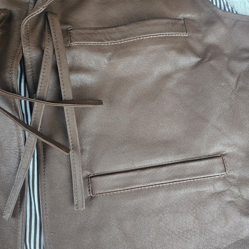 Gilet in vera pelle Bradford Exchange John Wayne ispirato al Duca taglia XXXL NUOVO CON ETICHETTE - Foto 9 di 14