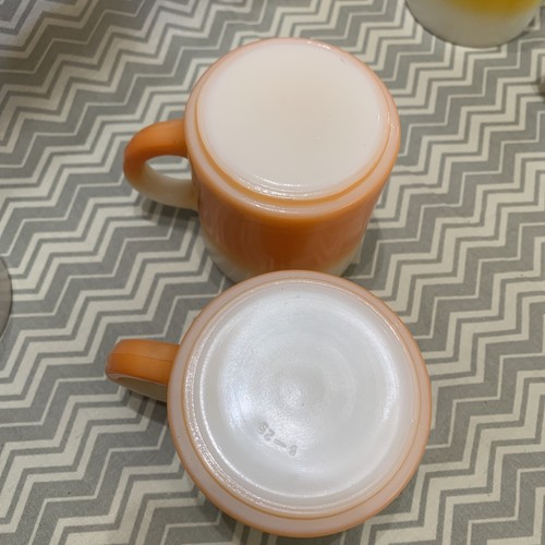 Ombre Tan/yellow & White Milk Glass Hazel Atlas Coffee Mug 8 oz  - Picture 5 of 8