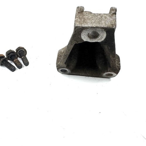 431399113G - AUDI 200 20V UR Quattro HALTER GETRIEBE Gearbox Mount - Picture 3 of 5