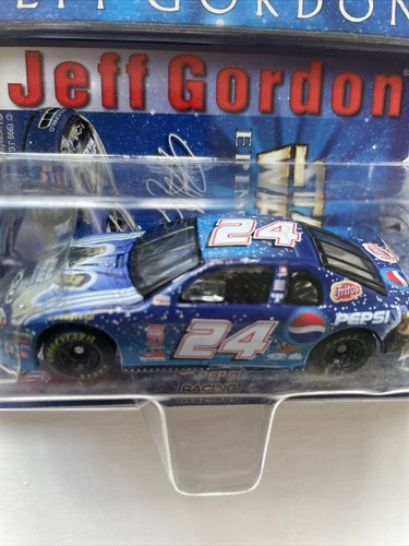 Star Wars #24 Jeff Gordon Episode 1 1:64 Scale Stock Car Limited #67 Outback - Picture 6 of 8