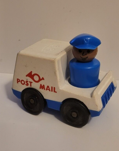 FISHER PRICE Vintage LITTLE PEOPLE Play Family POST MAIL TRUCK w/AA MAN Driver - Picture 1 of 6