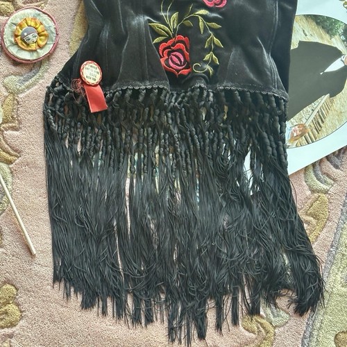 Rare Vintage Victoria’s Secret Corset with Rose Embroidery & Fringe, Size M-L - Picture 4 of 8