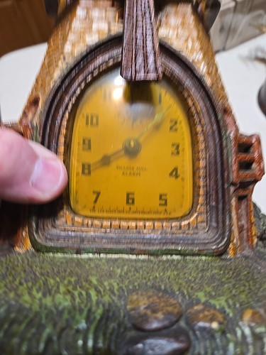 Vintage 1920's - 30's Village Mill Alarm Clock by Lux Mfg. Co - Parts / Restore - Bild 5 von 15