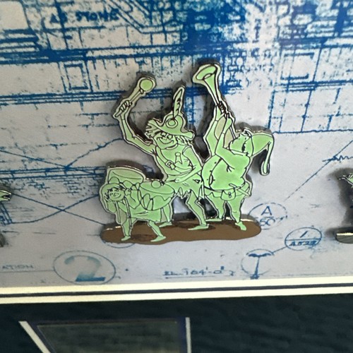 Rare Materializing Mansion Haunted Mansion Hitch Hiking Ghost LE 50 Pin Set - Picture 7 of 17