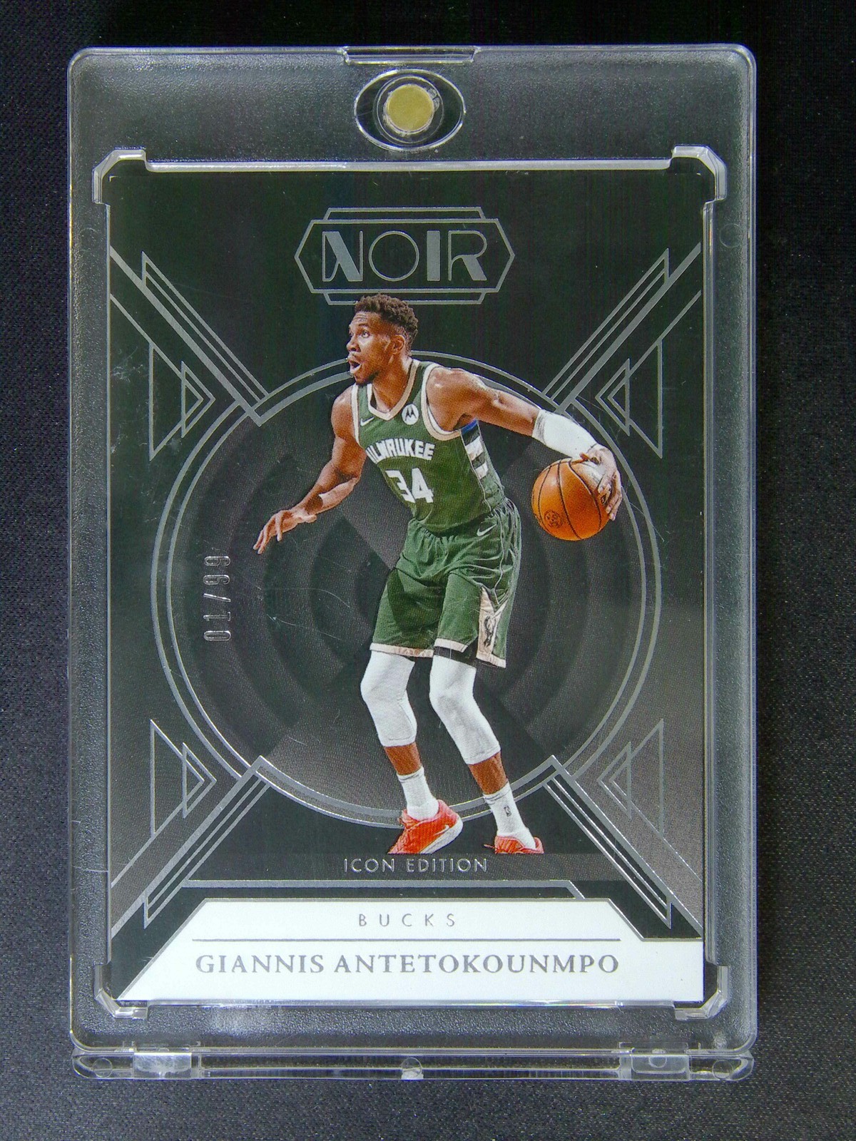 2024-25 Panini Noir Giannis Antetokounmpo #79 Icon Edition 1/99 ≈1/1