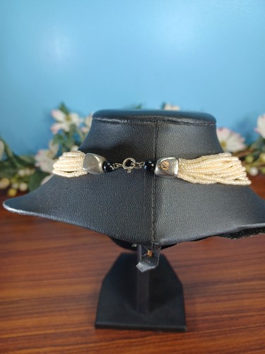 Dazzling Necklace White & Black Seed Bead Glamorous Stacked Jewelry Beautiful - Picture 3 of 6