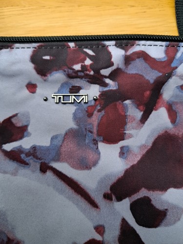 TUMI Voyageur Just In Case Tote Bag Lightweight Packable Travel Burgundy Floral - Bild 3 von 11