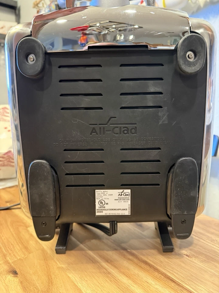 Cialda tutta rivestita 4 quadrati macchina per waffle belga 6066 acciaio inox - Immagine 3 di 4