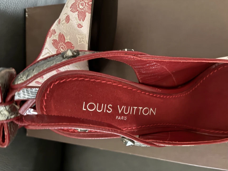 Louis Vuitton Murakami Flor de Cerezo Zapatos Tacones, Talla 40.5 o US 9 - 9.5 NUEVO Foto 4 de 4