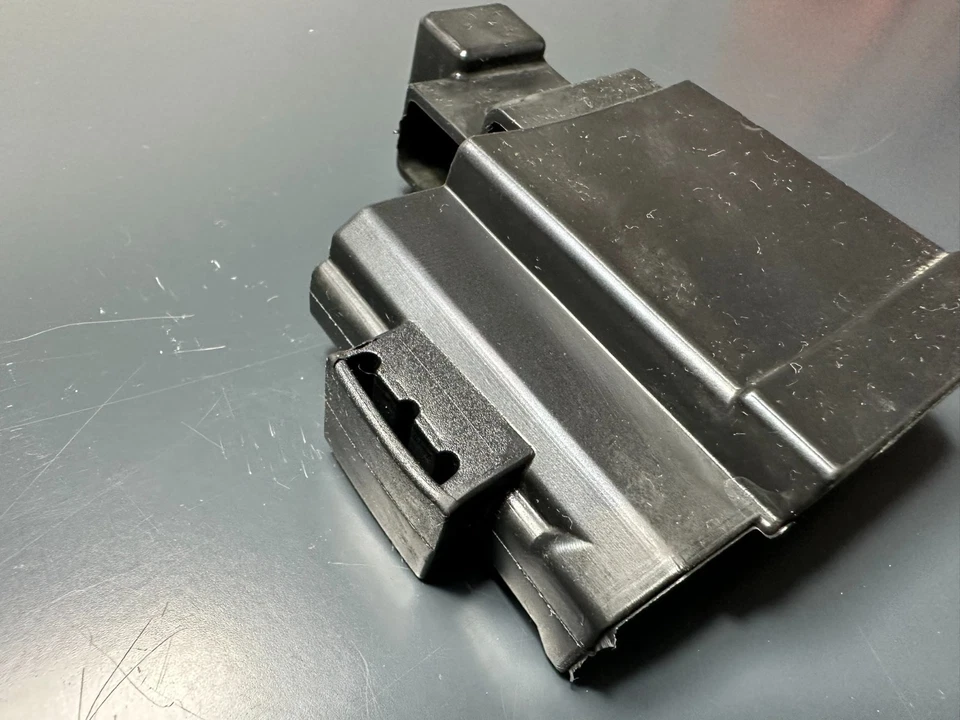 Capa central KTM HUSQVARNA 250 350 450 79041031050 - Imagem 3 de 4