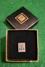 "20 Years" General Motors Employee Seniority Award Tie/Lapel Pin: Never Worn