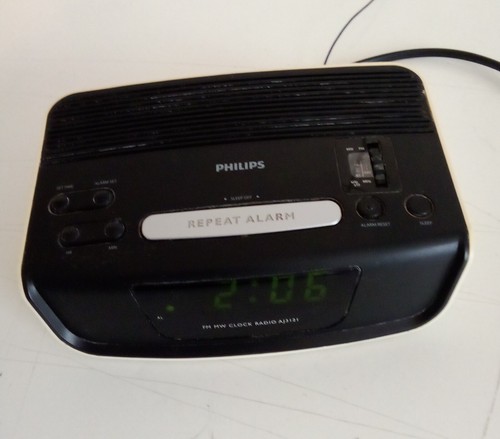 Philips AJ3121/12 Radiowecker mit LED Anzeige Uhr, 1990er - Bild 2 von 5
