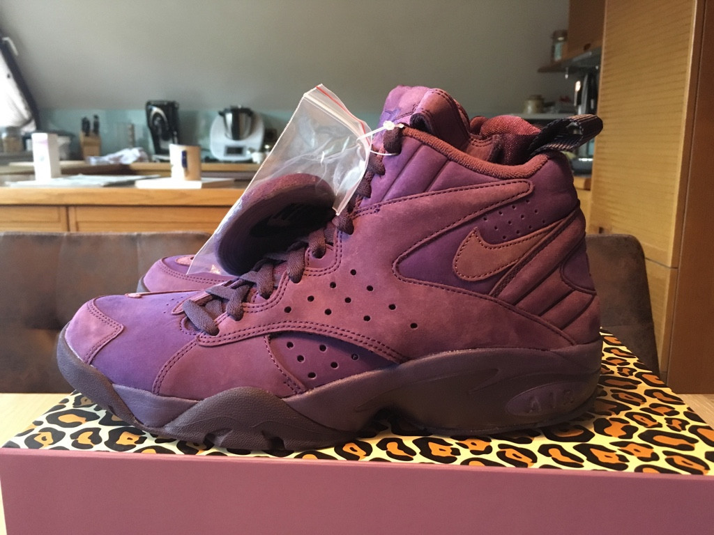 Kith x Nike Air Maestro II High - lila - US 8,5 Ronnie Fieg Kith x Nike Air Maestro II High - lila - US 8,5 Ronnie Fieg