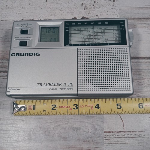 Grundig Traveller II PE (TR2PE) 7-Band AM/FM/SW Shortwave Radio Tested - Picture 10 of 12