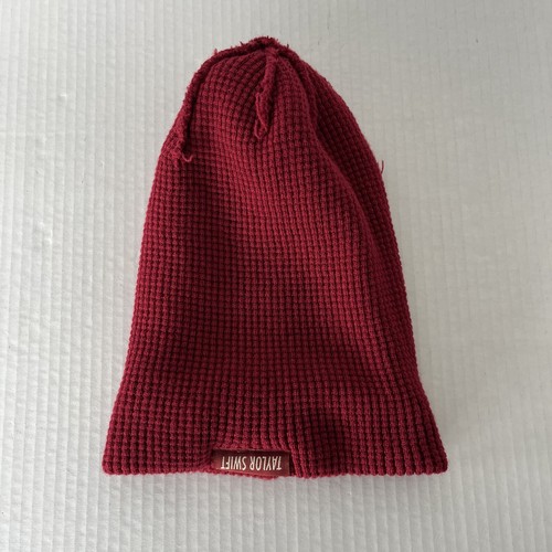 Taylor Swift Women's All Too Well Winter Hat Beanie One Size Maroon Red Burgundy - Picture 5 of 8