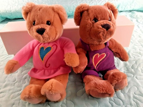 KISSING HAND HOLDING TEDDY BEARS PLUSH MAGNETIC HALLMARK  10" VALENTINE'S DAY - Picture 2 of 12