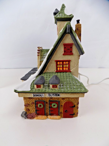 DEPT 56 CHRISTMAS SNOW VILLAGE BUILDING NORTH POLE SERIES REINDEER BARN - Picture 3 of 7