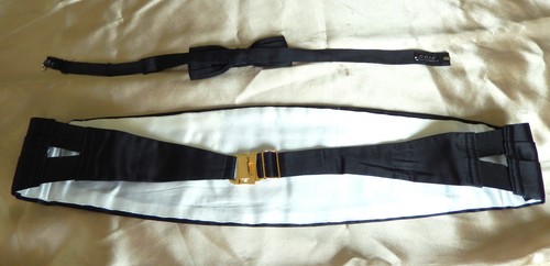 Vintage 80"s /Men’s cummerband Tuxedo Set / Pre-owned - Picture 6 of 9