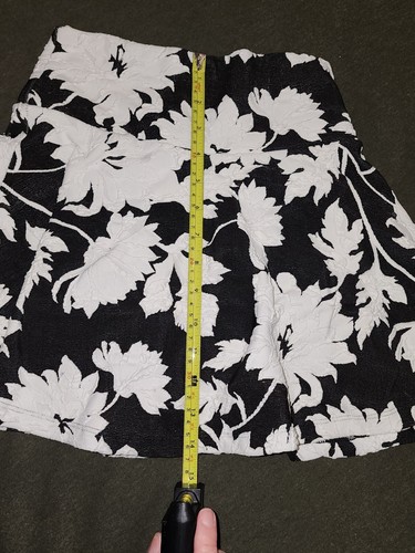 Mafia Brasilera Girls Black & White Floral Stretch Skirt under Shorts Sz 8/10 - Picture 7 of 8