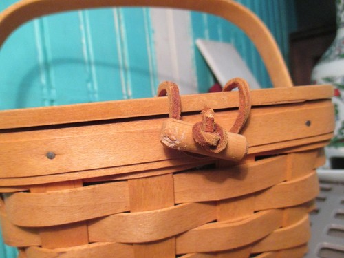 Signed Collectors 1999 LONGABERGER Basket KIDDIEPURSE # 10731 country primitive - Picture 2 of 12