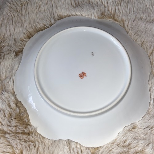 Two Vintage Decorative Porcelain Plates 22 cms Diameter - Picture 3 of 20