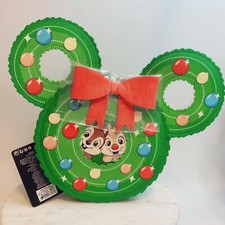 Loungefly Chip and Dale Figural Christmas Wreath Crossbody Bag (NEW WITH TAG)