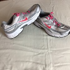 Nike Womens 8.5 Athletic Shoes Initiator Walk Run 394053 101 Silver White 