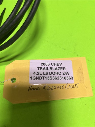 2002 2009 Chevrolet Trailblazer Hood Release Cable 21997874 OEM Bb119 - Picture 2 of 3