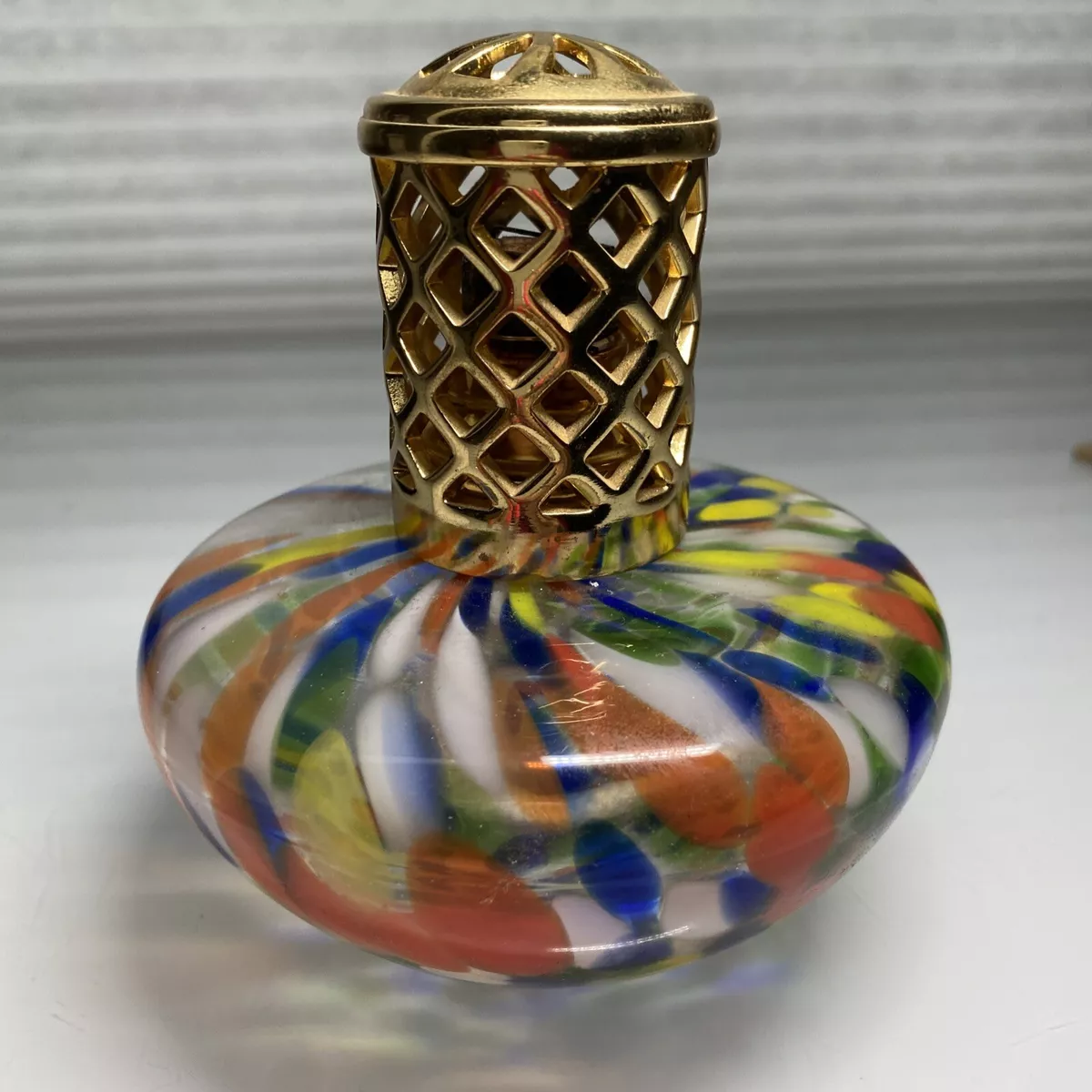 La tee on sale da lamp oil