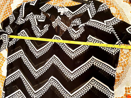 Women's Sequin Hearts Black/White ZigZag Print V-Neck,3/4 Sleeves,Tunic Top,Sz.S - Picture 6 of 10