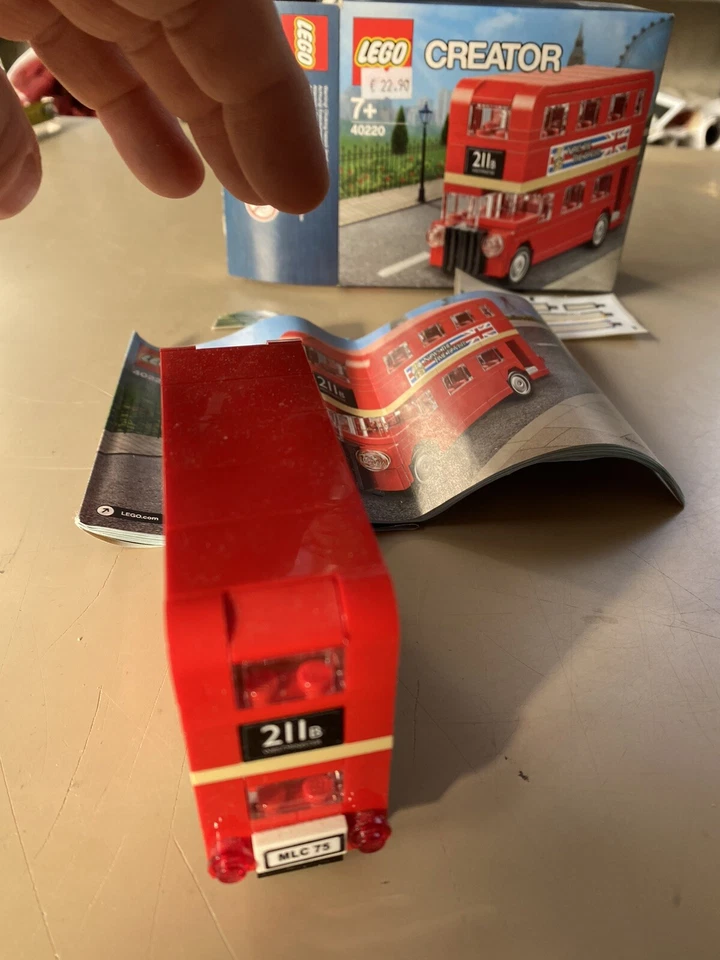 LEGO Creator 40220 London Bus, foto 4 di 5