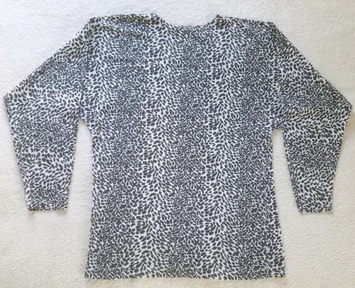Ropa deportiva Sys ~ Top de manga larga para mujer~ Talla L~ Negro, Blanco~ Estampado de animales~ De colección - Imagen 6 de 7