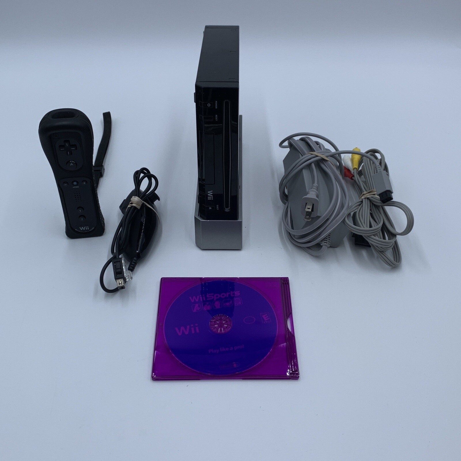 hoek voorraad zaterdag Nintendo Wii Black Console Bundle RVL-101 w/ Cords Motion Controller Wii Sports | eBay hoek voorraad zaterdag Nintendo Wii Black Console Bundle RVL-101 w/ Cords Motion Controller Wii Sports | eBay