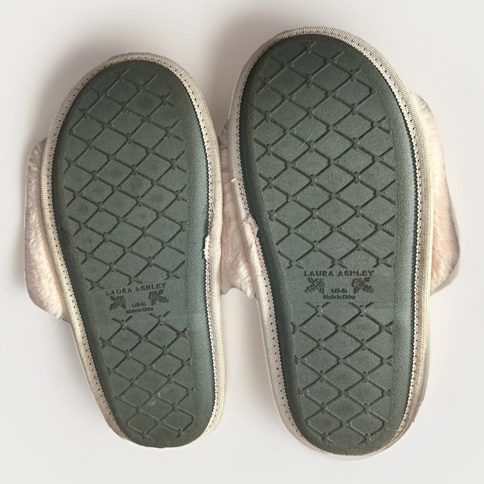 Laura Ashley 粉色人造毛皮拖鞋 L 8-9 绗缝鞋底舒适室内鞋 — 第 4/4 张图片