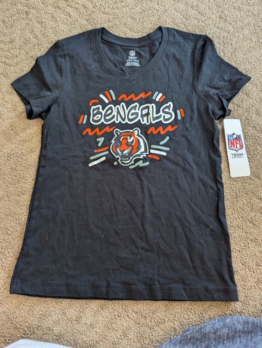 New Cincinnatti Bengals girls tshirt vneck large logo NFL Team apparel - Picture 2 of 6