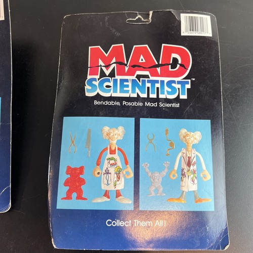 De Colección Par de Figuras de Acción Científico Loco con Monstruo Rojo Arco 1987 Nuevo En Paquete - Imagen 16 de 16