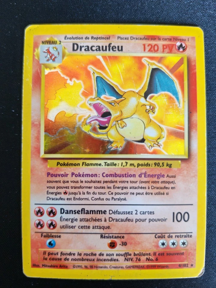 Carte Pokémon Dracaufeu 4/102 Holo Set De Base Wizards FR - Photo 1/2