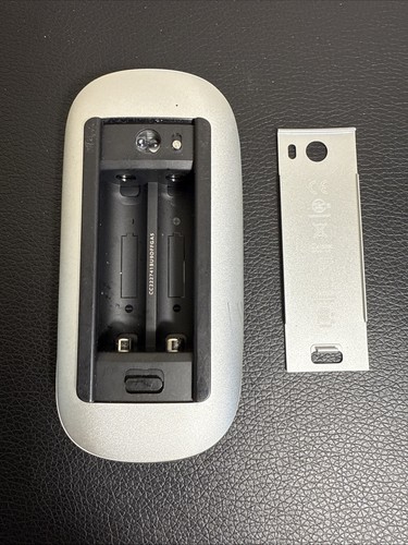 Apple Magic Mouse AA Battery Version A1296 3VDC Wireless OEM Mac Tested - Picture 8 of 10