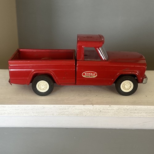 Vintage Tonka Jeep Pick-Up Truck Red 52030 Mound Minn Pressed Steel Tailgate - Picture 10 of 24