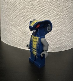 LEGO Ninjago Slithraa Minifigure Authentic Njo045 9446