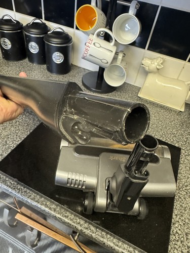 Shark WandVac 2-in-1 Cordless Handheld Vacuum Cleaner  WV361UK - - Picture 9 of 24