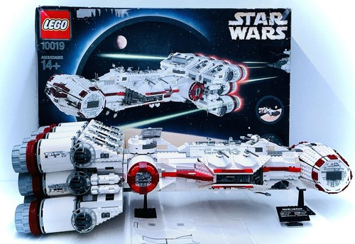 LEGO STAR WARS: Rebel Blockade Runner UCS 10019 - Bild 1 von 6